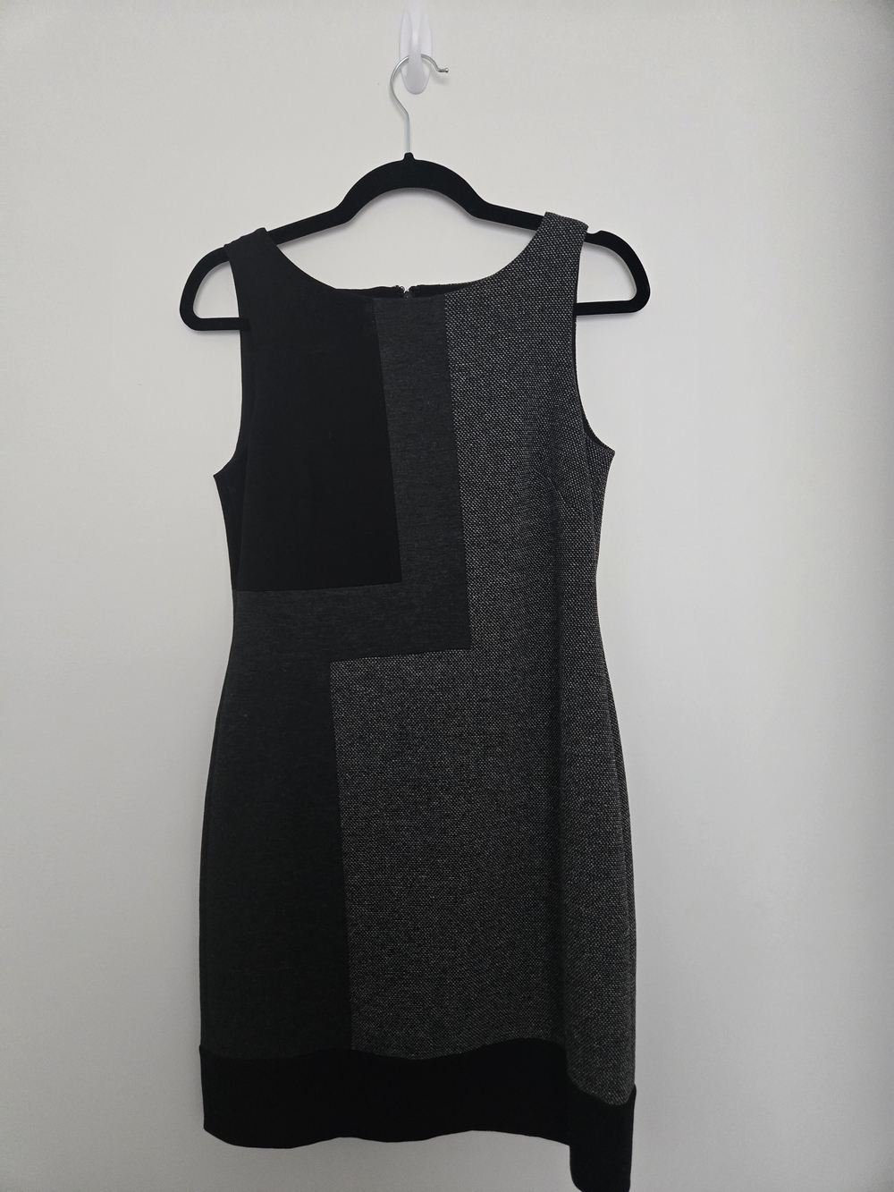 White House Black Market Black & Charcoal Geometric Shift Dress